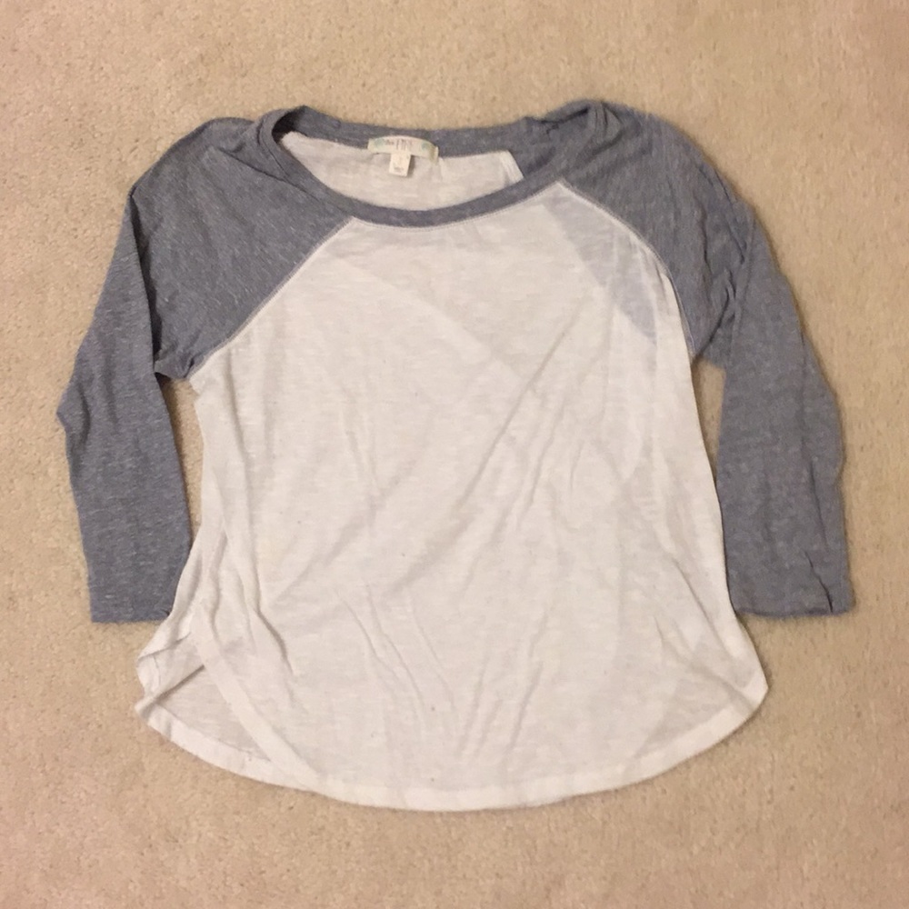 ‼️3 for $20! Love Fire 3/4 Sleeve Top Gray White
